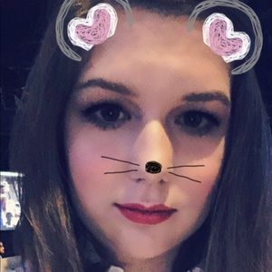 Meet your Posher, Erica